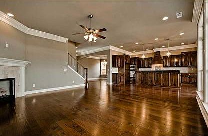 5th image of 1504 SW Wisteria Ave