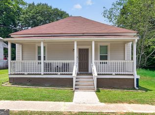 128 Grady Smith St, Grantville, GA 30220