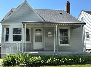 7546 Sterling St, Center Line, MI 48015