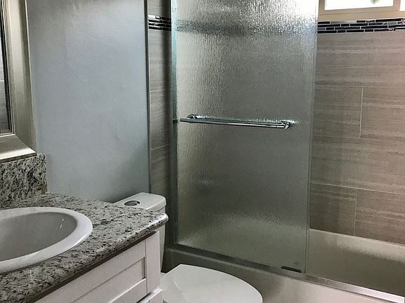 5th image of 4152 32nd St APT 11