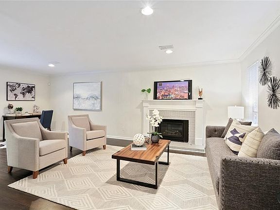 4th image of 785 Crab Orchard Ct