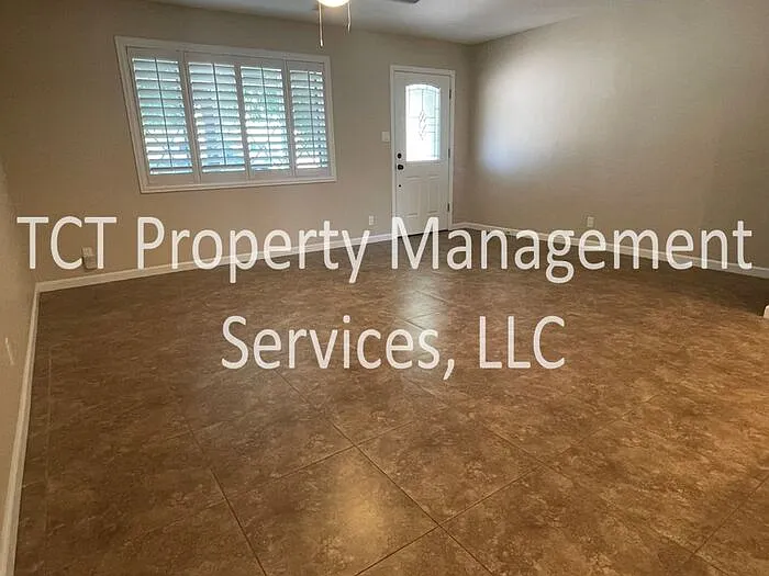 27 E McKinley St — Photo 5