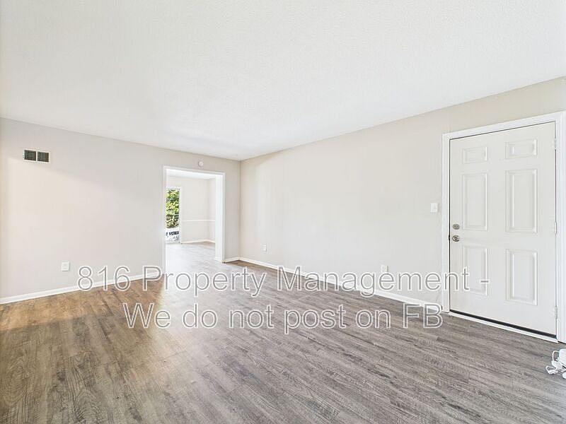 1st image of 8038 Campbell St