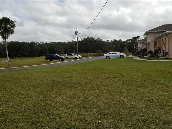 4th image of 3505 Club Cir