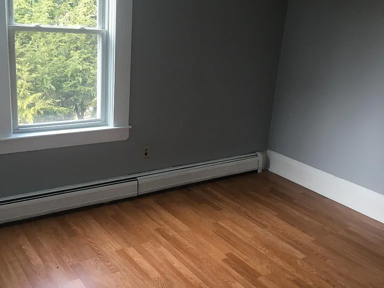 74 Linden St #2 — Photo 5