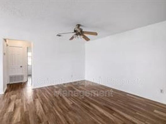 5th image of 8418 Riverstone Dr #B