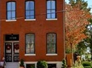 1720 Preston Pl, Saint Louis, MO 63104