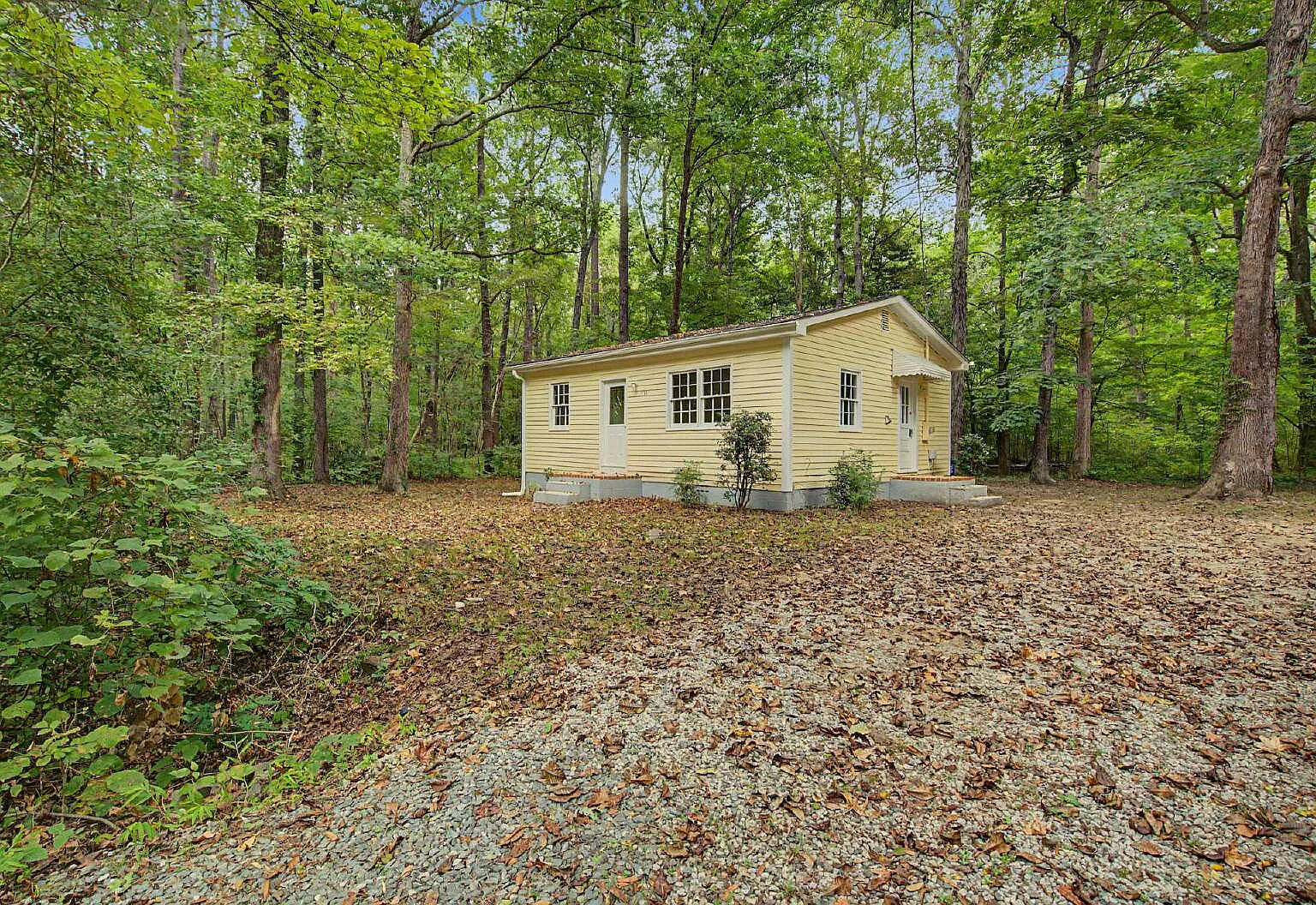 2 bed, 1.0 bath, 850 sqft, $1,595 — Photo 3