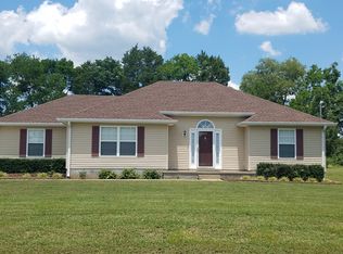 226 Royal Garden Dr, Murfreesboro, TN 37130