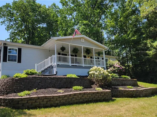 215 Tall Beech Ln, Saylorsburg, PA 18353