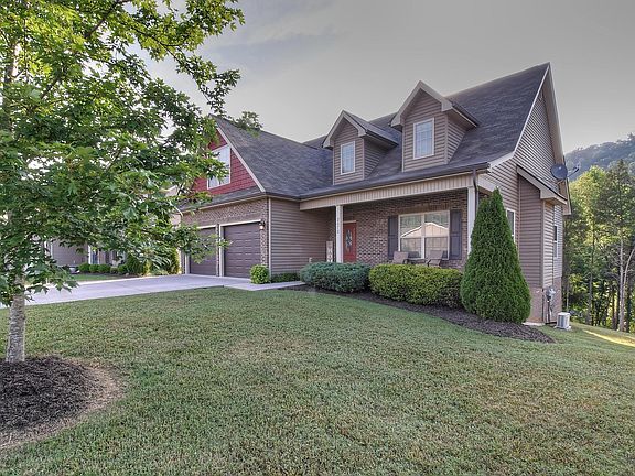 5th image of 2072 Falling Leaf Dr