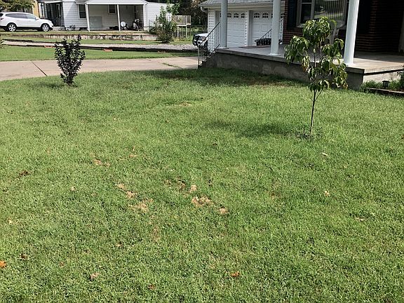 5th image of 1032 Stewart Dr
