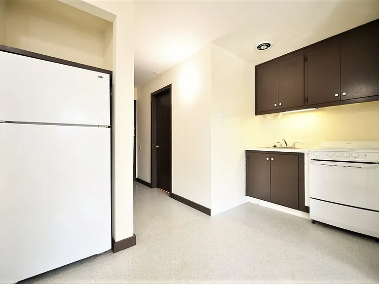 2310 Piedmont Ave — Photo 7