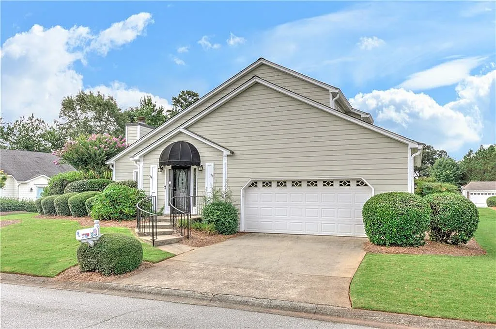2 bed, 2.5 bath, 2090 sqft, $2,750 — Photo 3