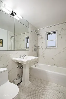 Sold by Corcoran | media 21