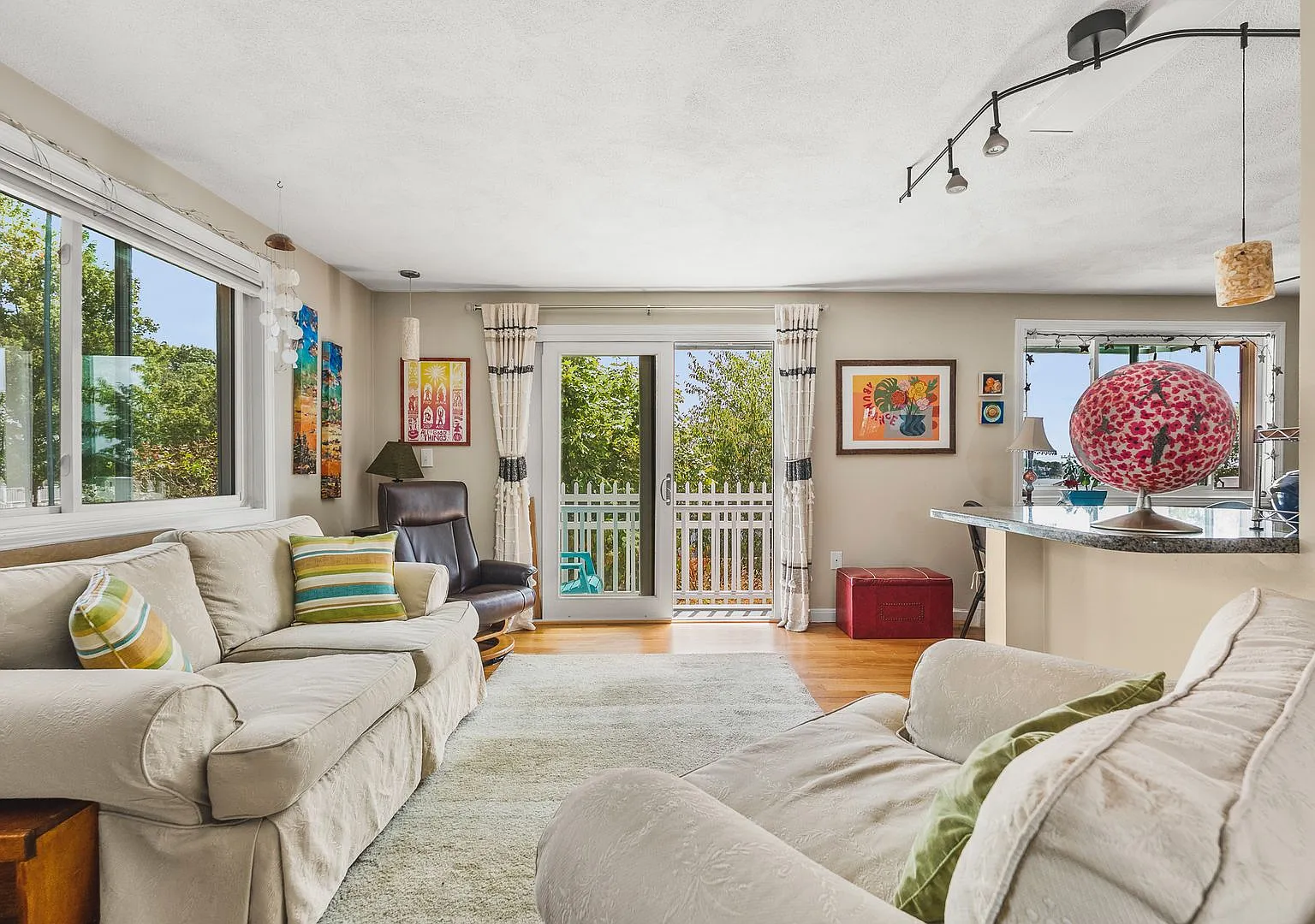 Winter Rental at Niles Beach! — Photo 4