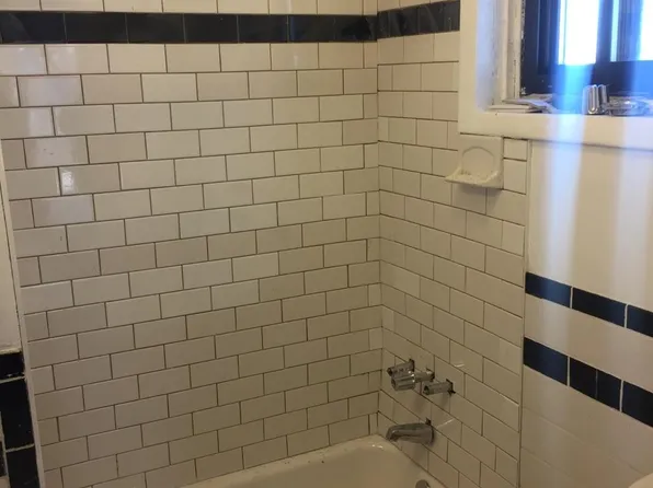 70 Zabriskie Street image 2 of 6