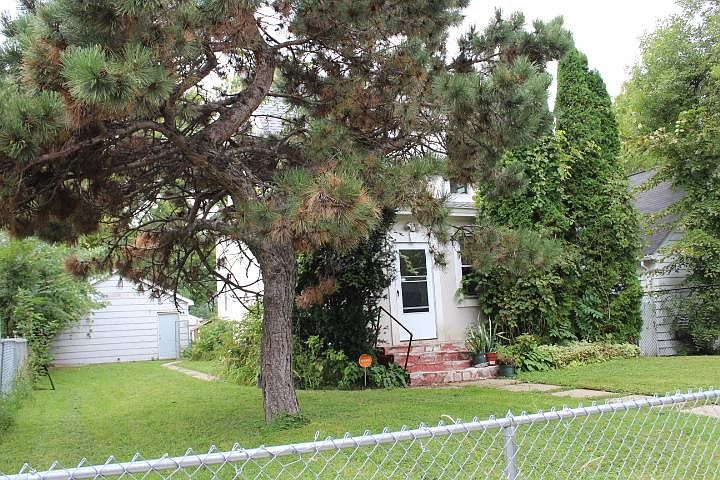 1st image of 3547 Bryant Ave N