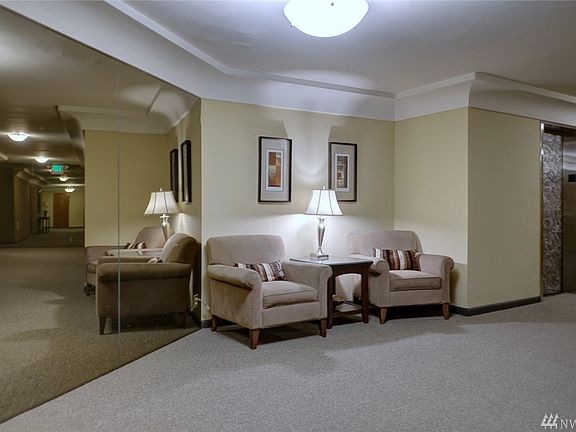 4th image of 530 W Olympic Pl APT 201