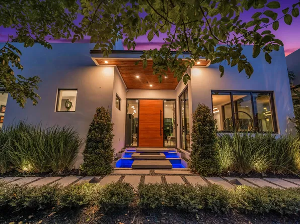 215 NE 28TH Court, Wilton Manors, FL 33334