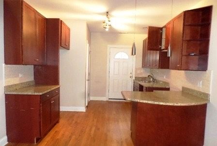 3rd image of 5801 N Campbell Ave #2