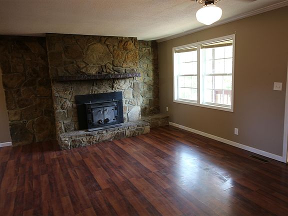 4th image of 117 Mary Lee Dr