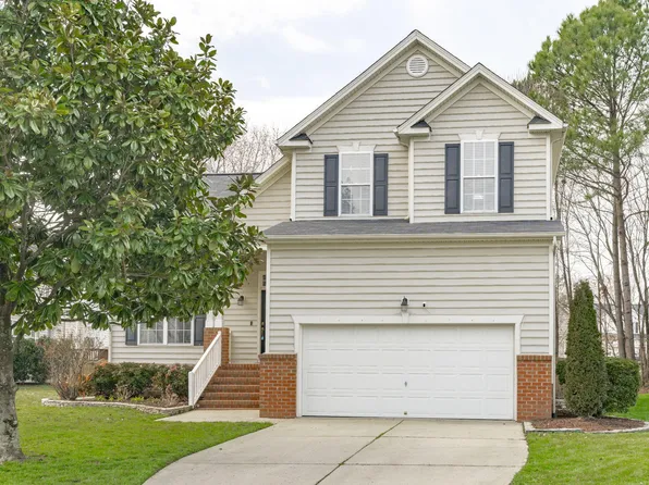 8821 Waynick Dr, Raleigh, NC 27617