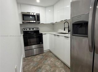 4801 NW 7th St APT 608-16, Miami, FL 33126