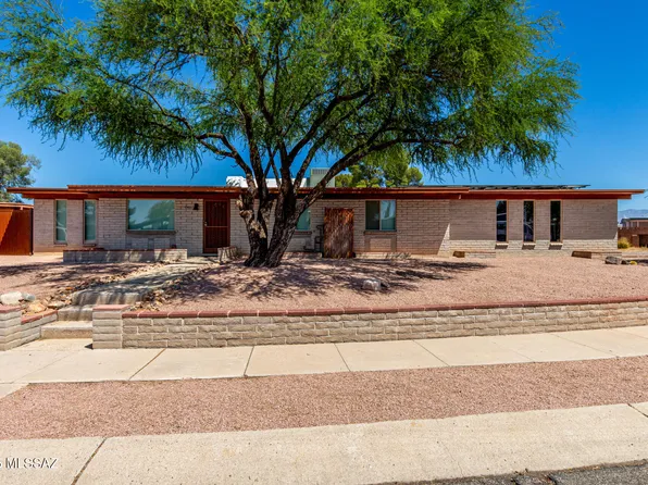 7725 E Silver Beech Dr, Tucson, AZ 85730