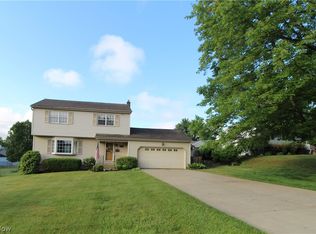 2329 Venloe Dr, Poland, OH 44514