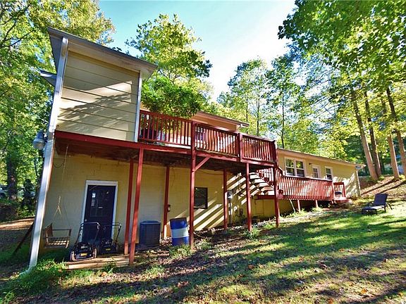 4th image of 1203 Baywood Dr