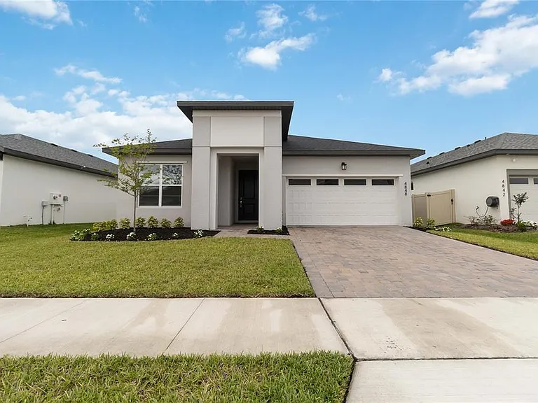 4848 Shady Pines Dr — Photo 2