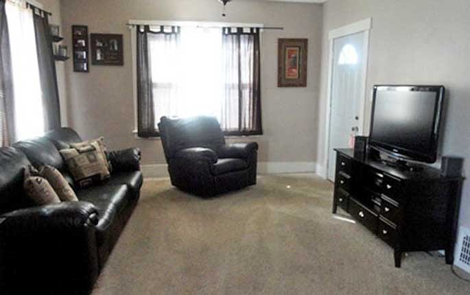2nd image of 6506 Binney St
