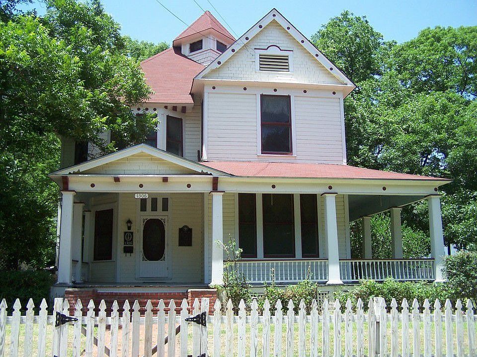 1st image of 1306 W 4th Ave