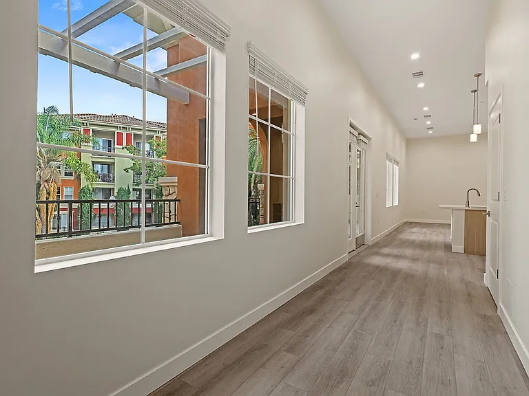 Renaissance at Uptown Orange — Photo 28