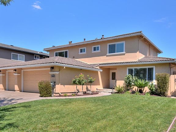 2nd image of 5058 Glouchester Ct