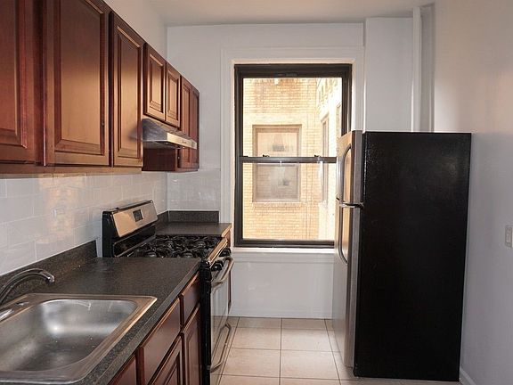 5th image of 486 Brooklyn Ave #4E