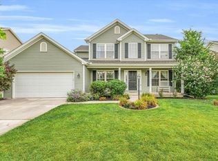 306 Trefoil, Savoy, IL 61874