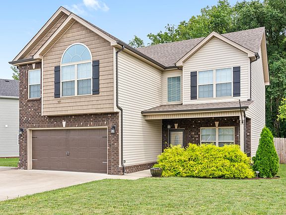 2nd image of 708 Cavalier Dr