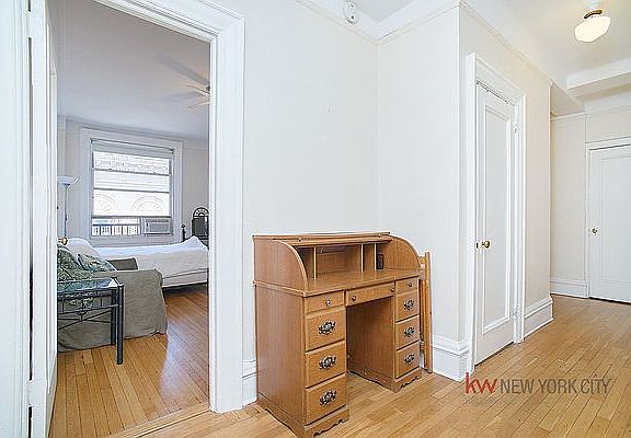 4th image of 780 W End Ave APT 12F