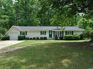 3116 Puetts Chapel Rd, Dallas, NC 28034