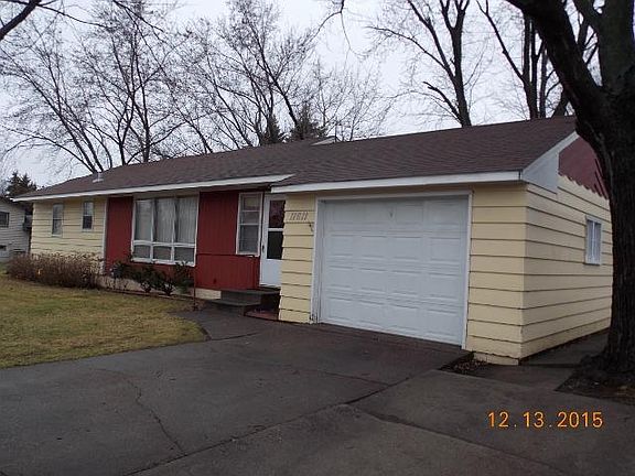 2nd image of 11611 Douglas Dr N