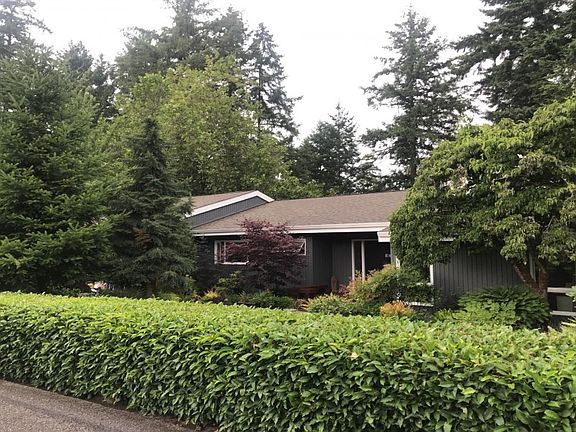 2nd image of 6835 Topaz Dr SW