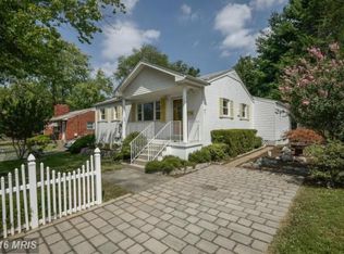 310 Rollins St, Falls Church, VA 22046