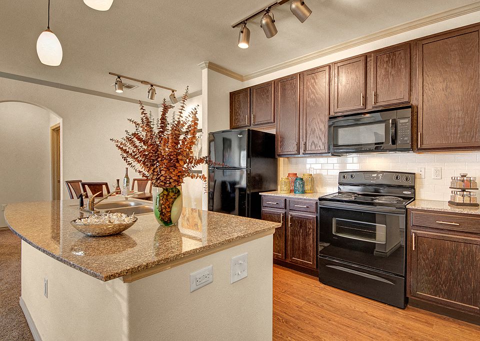 Large Kitchen Island with Granite Countertops