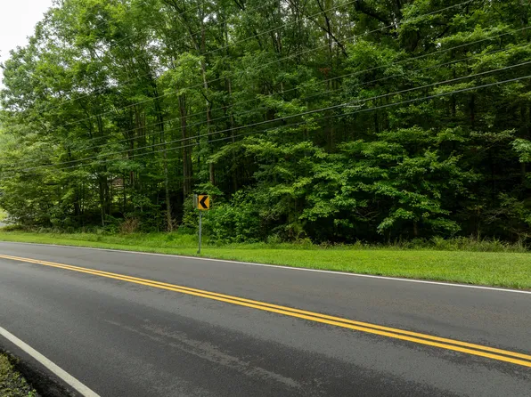 1 & 2 Middle Creek Rd, Pigeon Forge, TN 37863