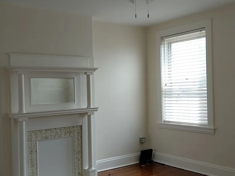 2519 Webster Ave #1 — Photo 7