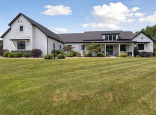 30356 Blackhawk Dr, Granger, IN
