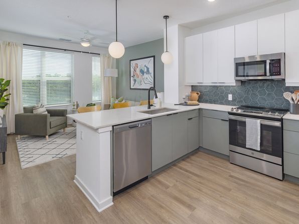 1647 E Colonial Dr #329