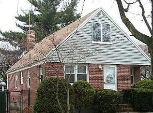 278 Lexington Ave, West Hempstead, NY 11552